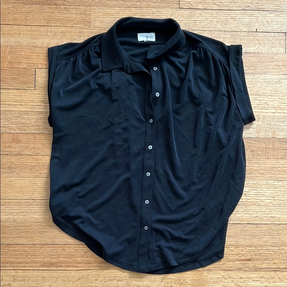 Lou & Grey Charcoal Top
